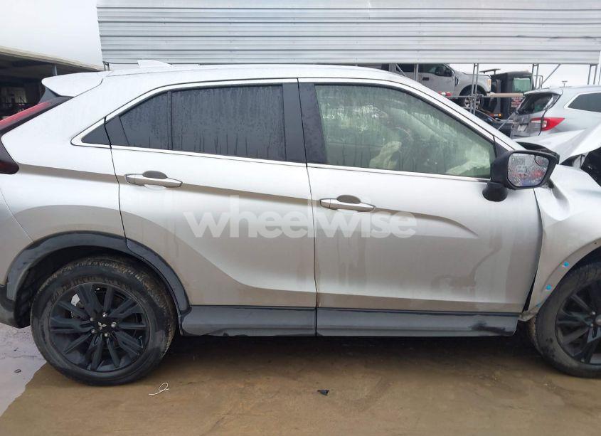 Photo 13 of 2023 Mitsubishi Eclipse CROSS LE S-AWC (VIN JA4ATVAA9PZ047236)