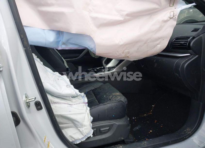 Photo 5 of 2024 Mitsubishi Eclipse CROSS SEL (VIN JA4ATWAA0RZ055024)