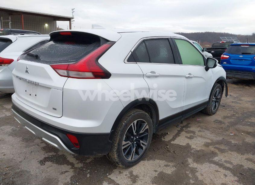 Photo 4 of 2023 Mitsubishi Eclipse CROSS SE S-AWC (VIN JA4ATWAA3PZ031474)