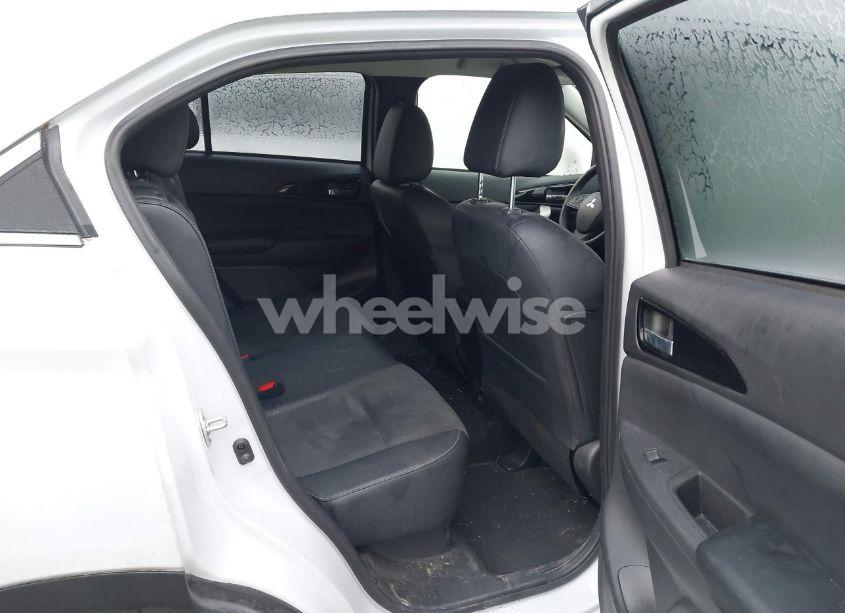 Photo 8 of 2023 Mitsubishi Eclipse CROSS SE S-AWC (VIN JA4ATWAA3PZ031474)