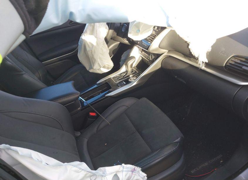 Photo 5 of 2023 Mitsubishi Eclipse CROSS SE /SEL (VIN JA4ATWAA4PZ029197)