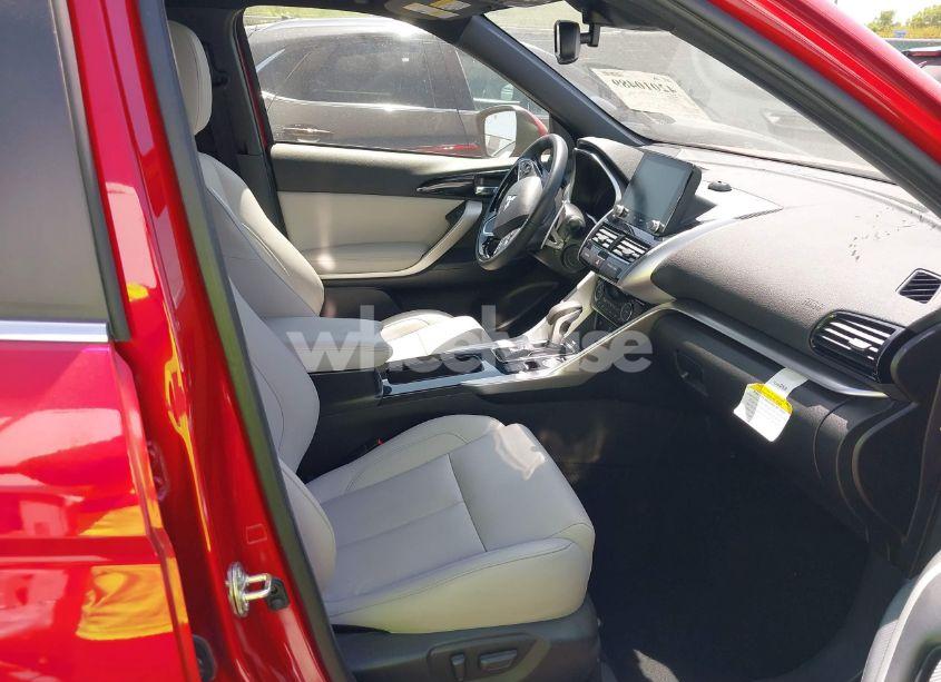 Photo 5 of 2024 Mitsubishi Eclipse CROSS SEL (VIN JA4ATWAA4RZ008031)