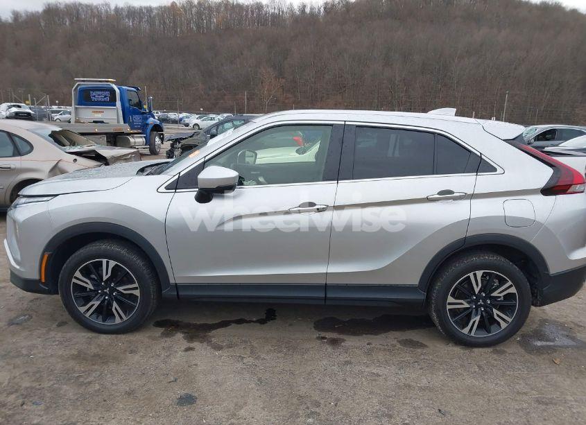Photo 15 of 2024 Mitsubishi Eclipse CROSS SE (VIN JA4ATWAA4RZ016257)