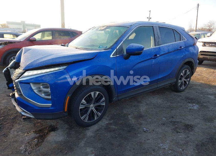 Photo 2 of 2022 Mitsubishi Eclipse CROSS SE S-AWC/SE SPECIAL EDITION S-AWC/SEL S-AWC/SEL SPECIAL EDITION S-AWC (VIN JA4ATWAA6NZ044720)