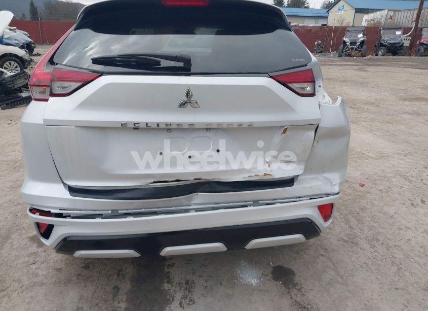 Photo 6 of 2024 Mitsubishi Eclipse CROSS SE S-AWC/SEL S-AWC (VIN JA4ATWAA7RZ000716)