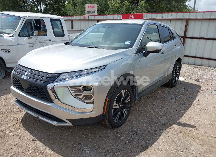 Photo 2 of 2025 Mitsubishi Eclipse CROSS (VIN JA4ATWAA7SZ012449)