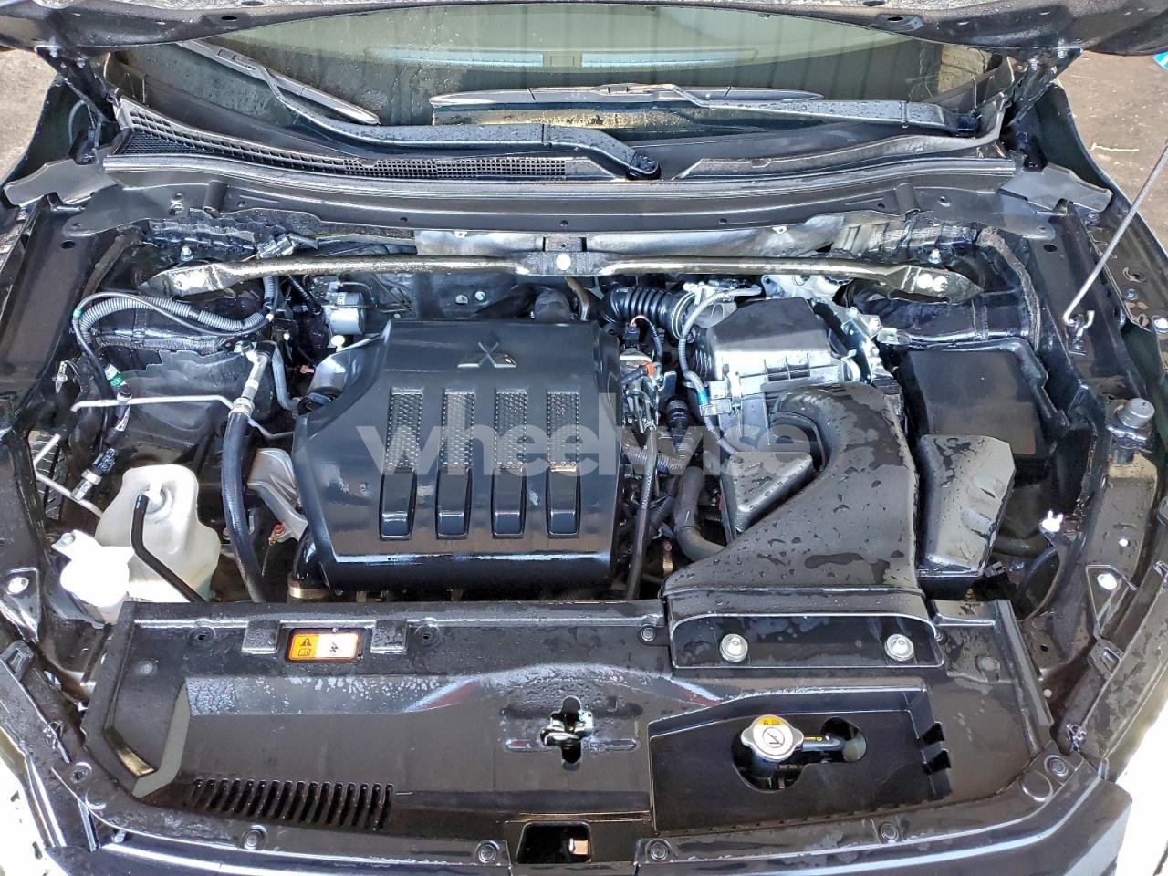 Photo 11 of 2025 MITSUBISHI ECLIPSE CROSS SE (VIN JA4ATWAA8SZ032743)