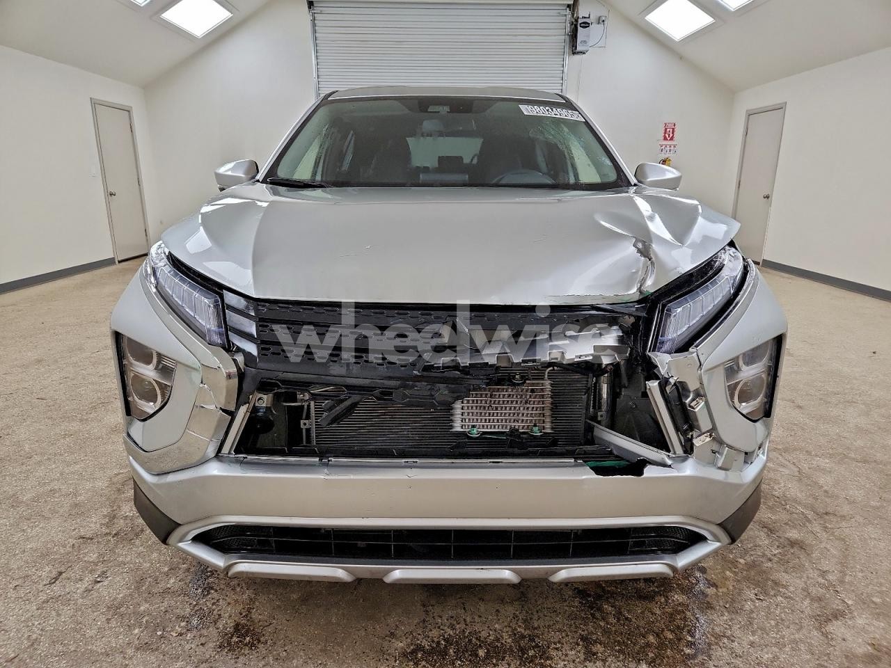 Photo 5 of 2025 MITSUBISHI ECLIPSE CROSS SE (VIN JA4ATWAA8SZ035075)