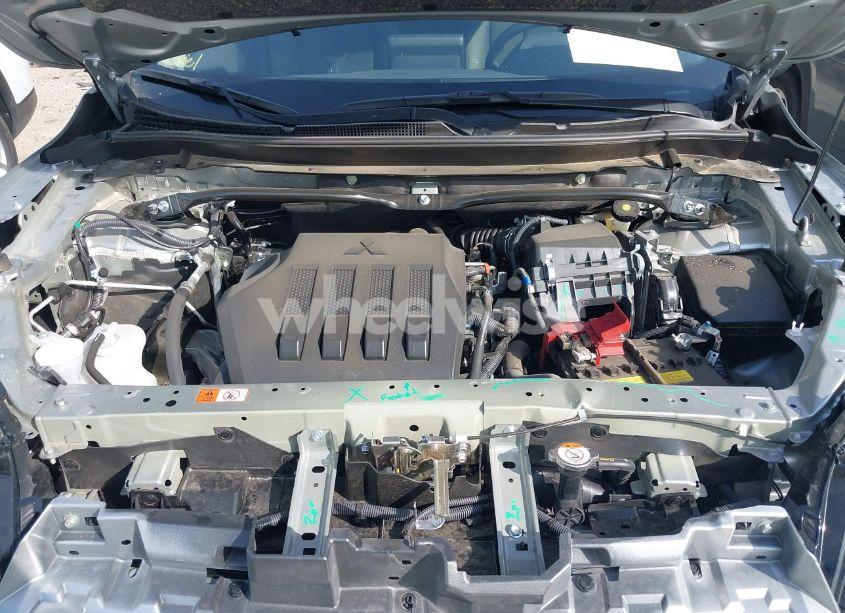 Photo 10 of 2025 Mitsubishi Eclipse CROSS BLACK EDITION S-AWC/SE S-AWC/SEL S-AWC (VIN JA4ATWAA9SZ012842)