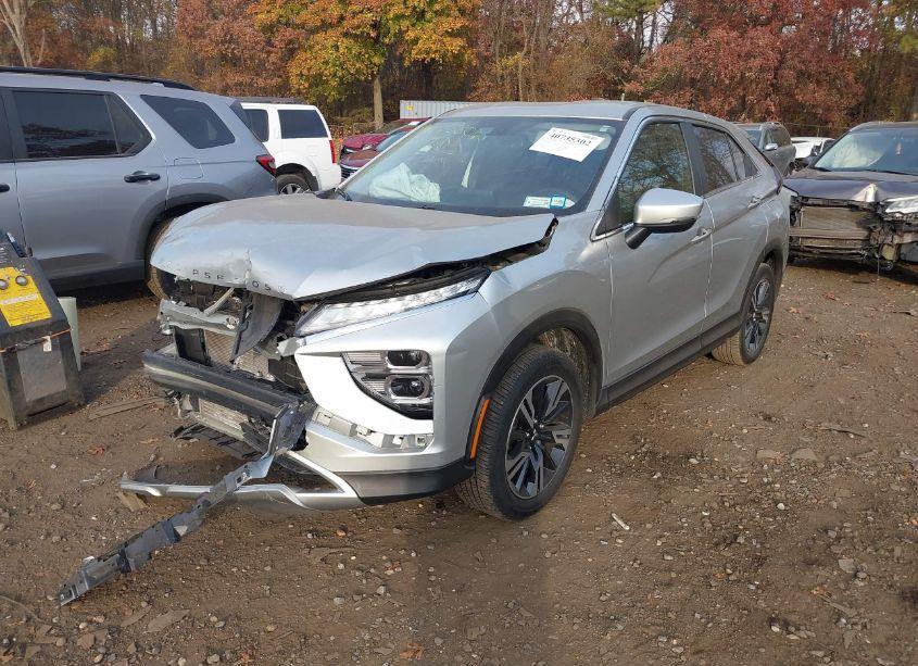 Photo 2 of 2023 Mitsubishi Eclipse CROSS SE /SEL (VIN JA4ATWAAXPZ038261)