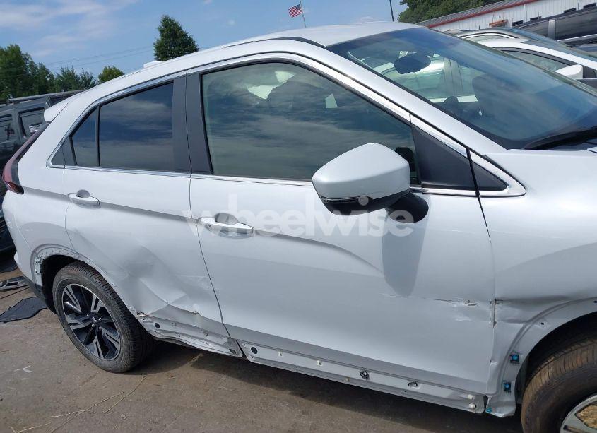 Photo 14 of 2023 Mitsubishi Eclipse CROSS SE S-AWC (VIN JA4ATWAAXPZ042276)