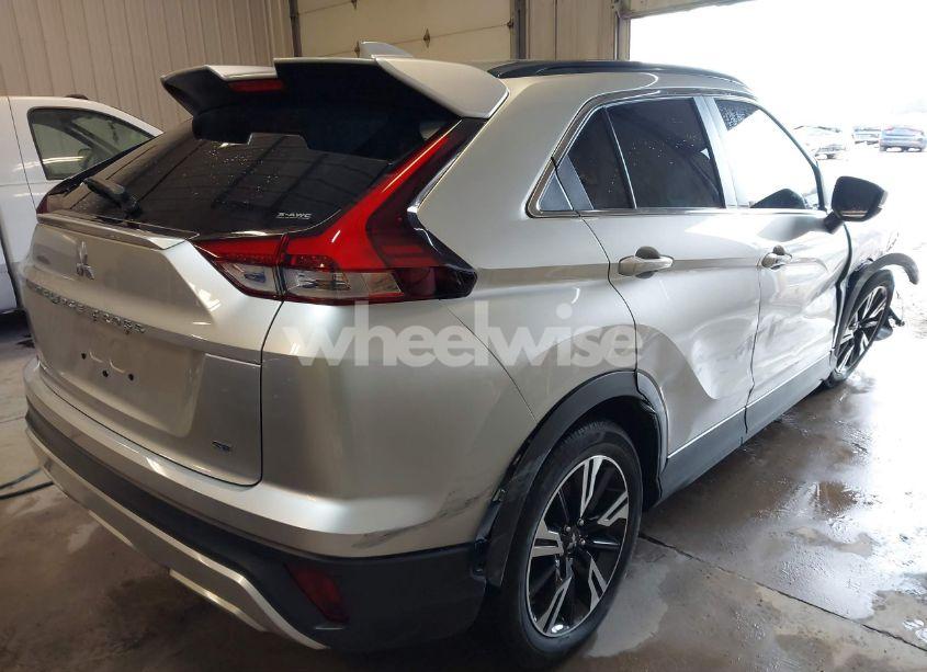 Photo 4 of 2023 Mitsubishi Eclipse CROSS SE S-AWC/SEL S-AWC (VIN JA4ATWAAXPZ050586)