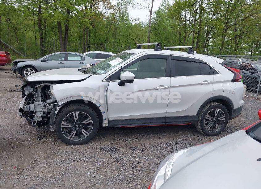 Photo 15 of 2024 Mitsubishi Eclipse CROSS SE S-AWC (VIN JA4ATWAAXRZ008213)