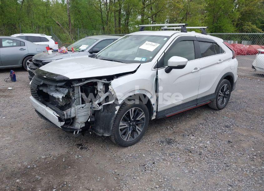 Photo 2 of 2024 Mitsubishi Eclipse CROSS SE S-AWC (VIN JA4ATWAAXRZ008213)