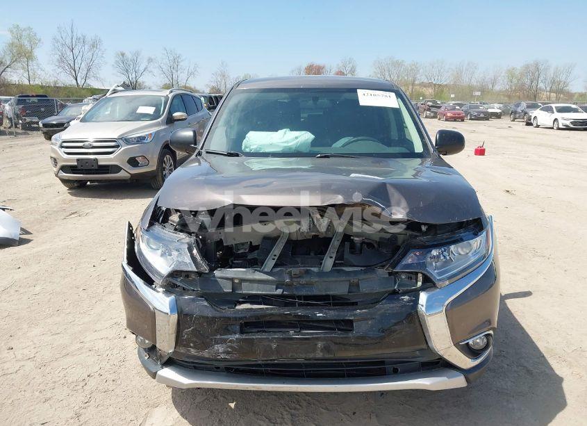 Photo 13 of 2018 Mitsubishi Outlander ES (VIN JA4AZ2A31JZ003933)