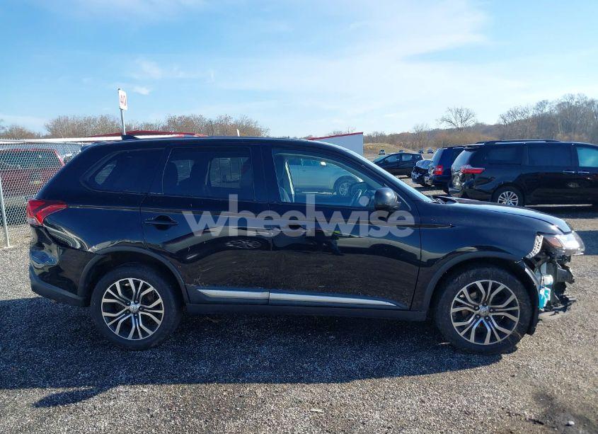 Photo 14 of 2017 Mitsubishi Outlander ES (VIN JA4AZ2A32HZ061771)