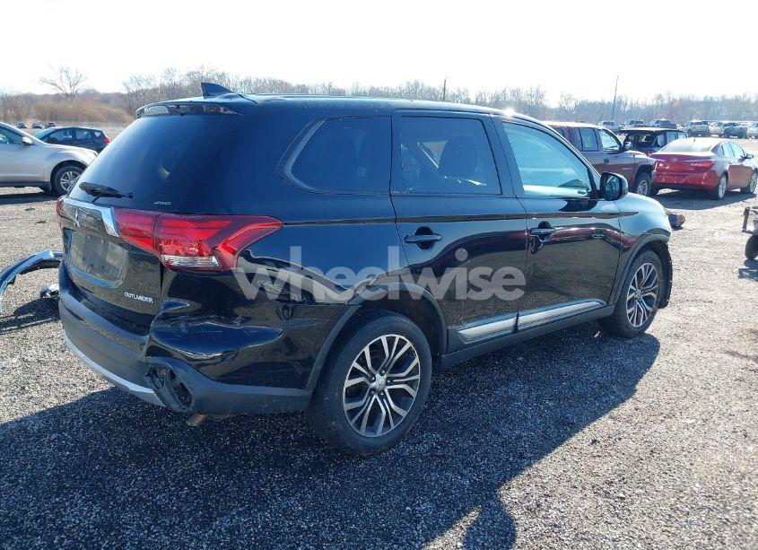 Photo 4 of 2017 Mitsubishi Outlander ES (VIN JA4AZ2A32HZ061771)