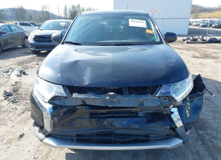 Photo 6 of 2017 Mitsubishi Outlander ES (VIN JA4AZ2A33HZ058216)