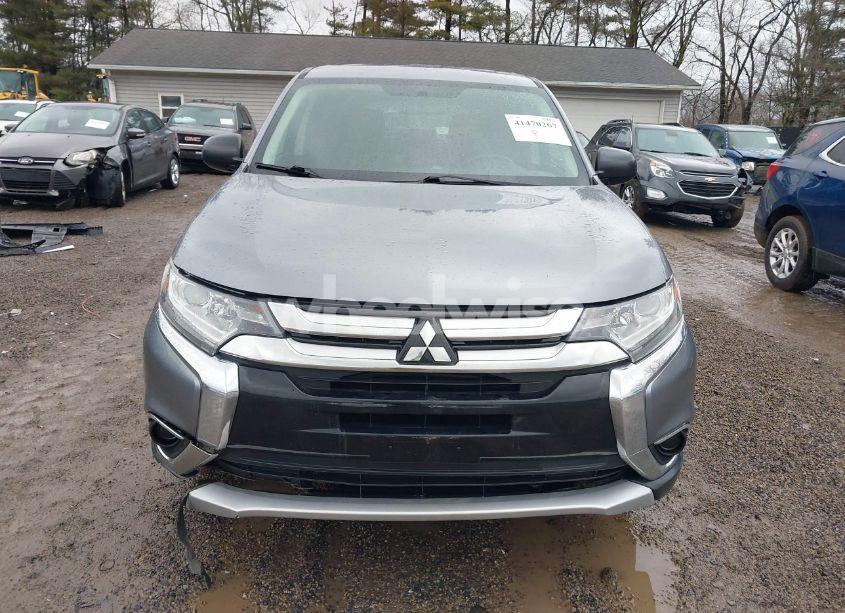 Photo 13 of 2017 Mitsubishi Outlander ES (VIN JA4AZ2A34HZ016072)