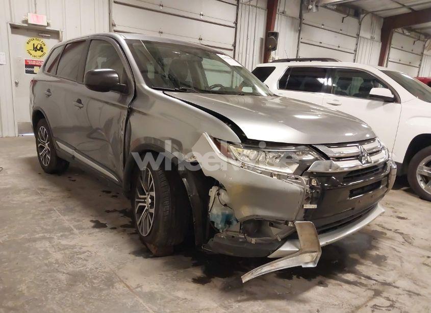 2017 Mitsubishi Outlander ES (VIN JA4AZ2A36HZ038848) main photo