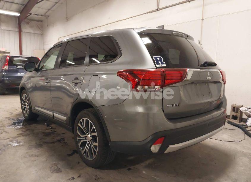 Photo 3 of 2017 Mitsubishi Outlander ES (VIN JA4AZ2A36HZ038848)