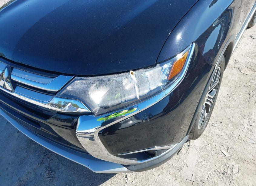 Photo 19 of 2018 Mitsubishi Outlander ES (VIN JA4AZ2A36JZ003894)