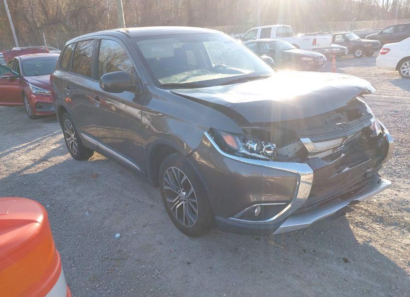 2017 Mitsubishi Outlander ES (VIN JA4AZ2A37HZ012257) main photo