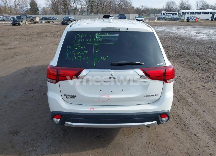 Photo 16 of 2017 Mitsubishi Outlander ES (VIN JA4AZ2A38HZ052220)