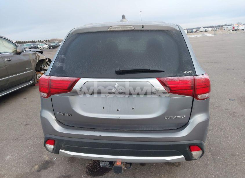Photo 16 of 2017 Mitsubishi Outlander ES (VIN JA4AZ2A39HZ035071)