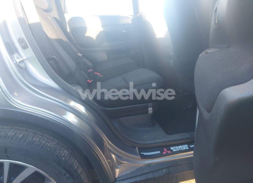 Photo 8 of 2017 Mitsubishi Outlander ES (VIN JA4AZ2A3XHZ035631)