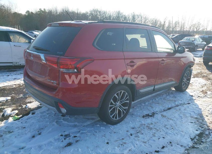 Photo 4 of 2016 Mitsubishi Outlander SEL (VIN JA4AZ3A30GZ010709)