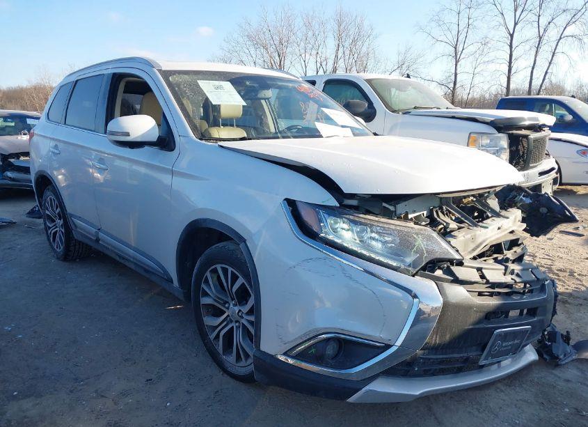 2017 Mitsubishi Outlander SE/SEL (VIN JA4AZ3A30HZ014390) main photo