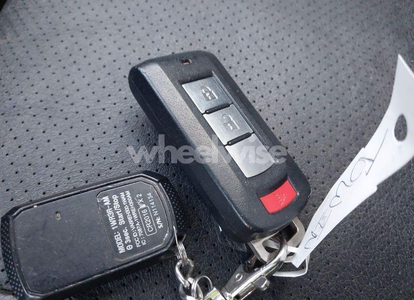 Photo 11 of 2017 Mitsubishi Outlander SE/SEL (VIN JA4AZ3A30HZ025647)