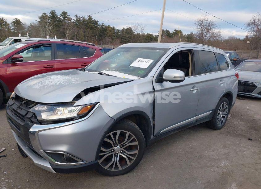 Photo 14 of 2017 Mitsubishi Outlander SE/SEL (VIN JA4AZ3A30HZ025647)