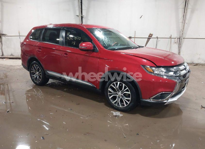 2018 Mitsubishi Outlander SE (VIN JA4AZ3A30JZ015884) main photo