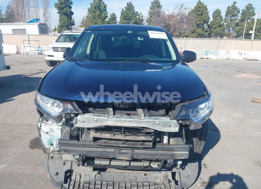 Photo 13 of 2018 Mitsubishi Outlander ES (VIN JA4AZ3A30JZ062025)