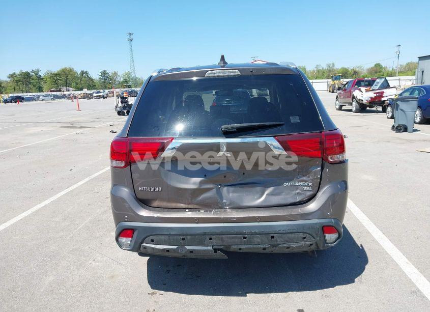 Photo 16 of 2019 Mitsubishi Outlander SEL (VIN JA4AZ3A30KZ008337)