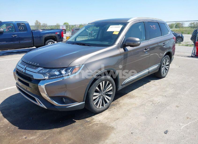 Photo 2 of 2019 Mitsubishi Outlander SEL (VIN JA4AZ3A30KZ008337)