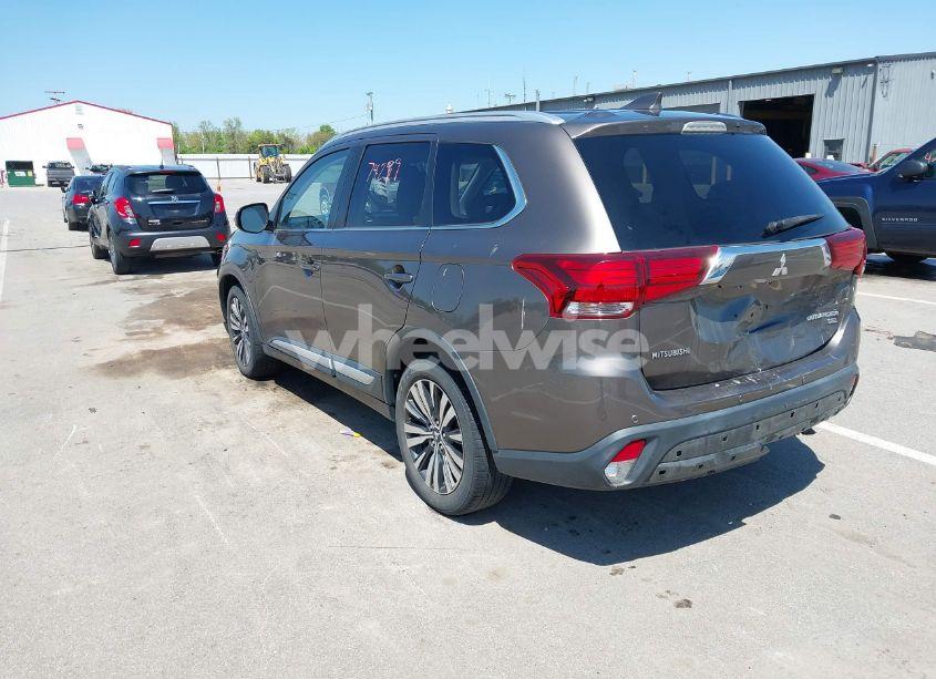 Photo 3 of 2019 Mitsubishi Outlander SEL (VIN JA4AZ3A30KZ008337)