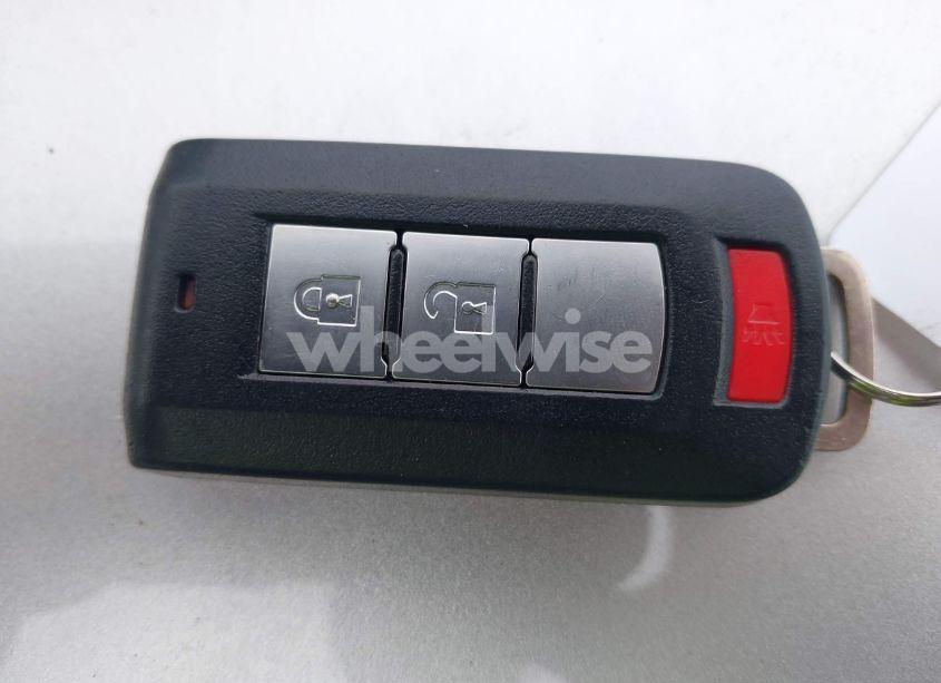 Photo 11 of 2020 Mitsubishi Outlander SE 2.4 (VIN JA4AZ3A30LZ012342)