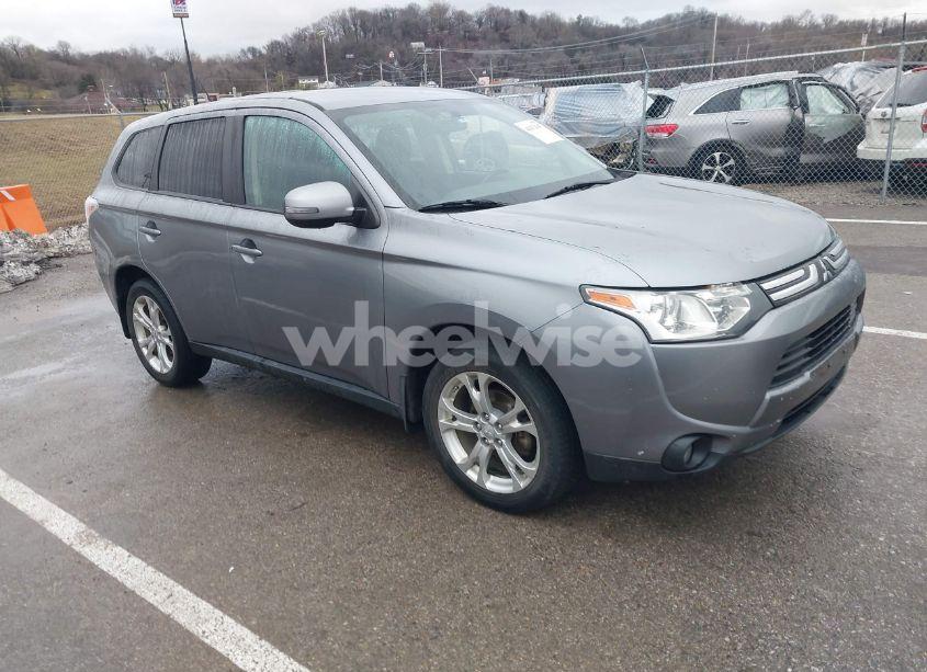 2014 Mitsubishi Outlander SE (VIN JA4AZ3A31EZ001112) main photo