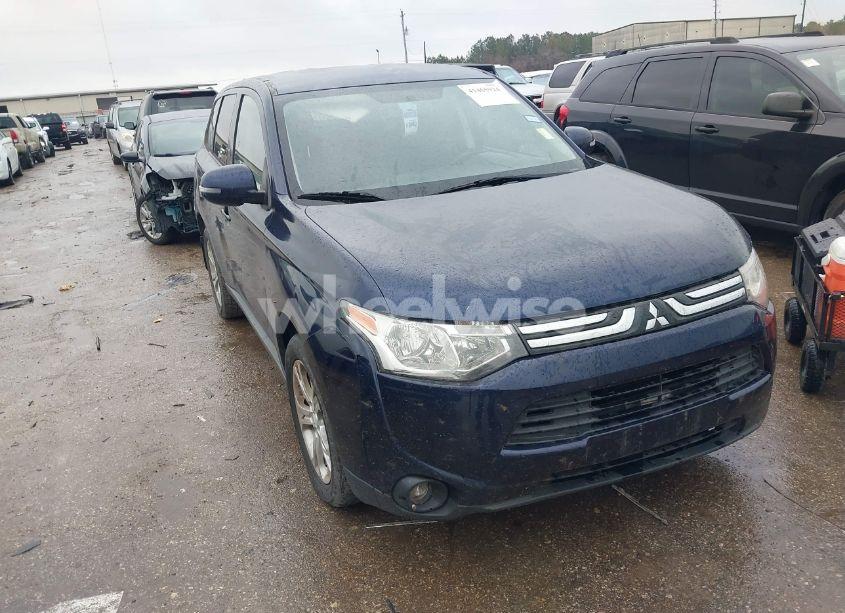 2014 Mitsubishi Outlander SE (VIN JA4AZ3A31EZ008447) main photo