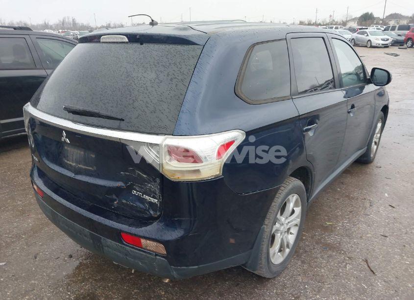 Photo 4 of 2014 Mitsubishi Outlander SE (VIN JA4AZ3A31EZ008447)