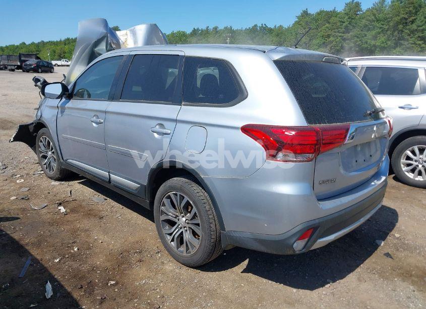 Photo 3 of 2016 Mitsubishi Outlander ES (VIN JA4AZ3A31GZ042942)