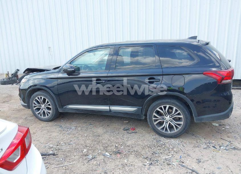 Photo 14 of 2017 Mitsubishi Outlander SE (VIN JA4AZ3A31HZ021509)