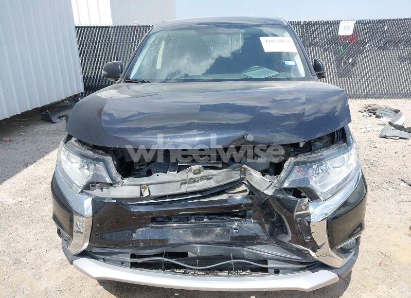 Photo 6 of 2017 Mitsubishi Outlander SE (VIN JA4AZ3A31HZ021509)