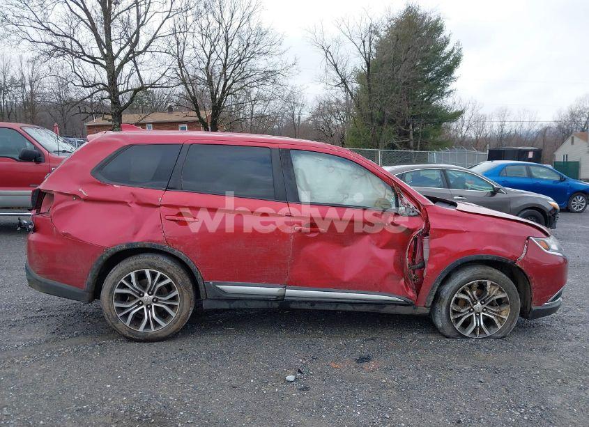 Photo 14 of 2018 Mitsubishi Outlander ES (VIN JA4AZ3A31JZ062521)