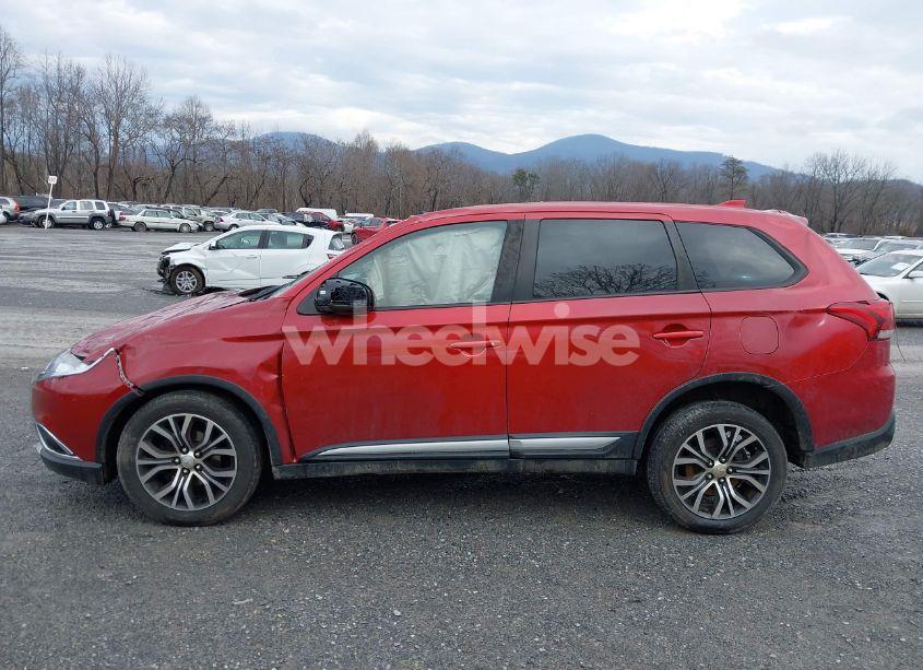 Photo 15 of 2018 Mitsubishi Outlander ES (VIN JA4AZ3A31JZ062521)