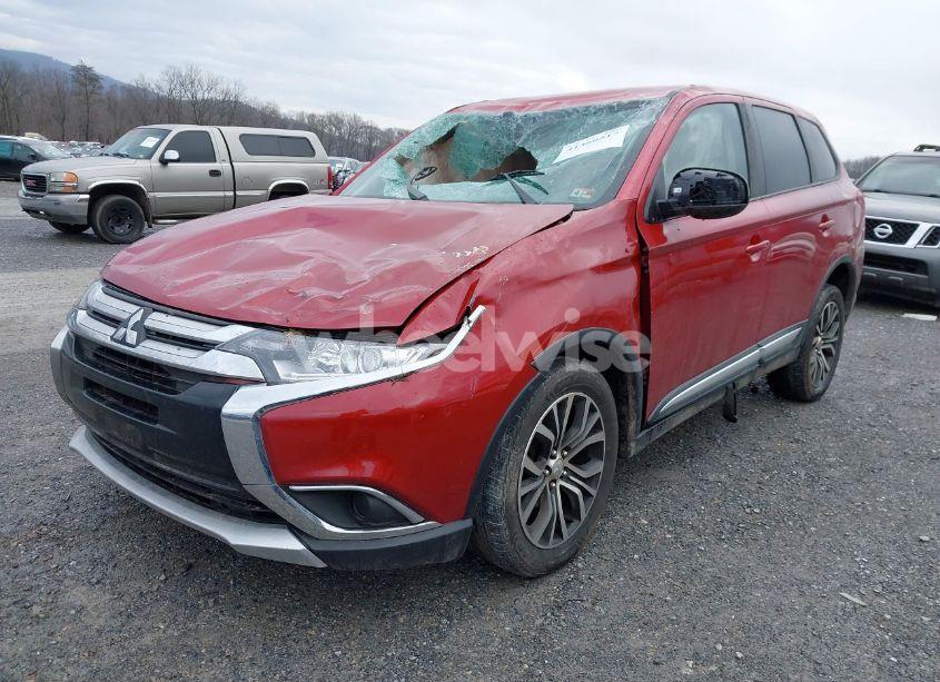 Photo 6 of 2018 Mitsubishi Outlander ES (VIN JA4AZ3A31JZ062521)