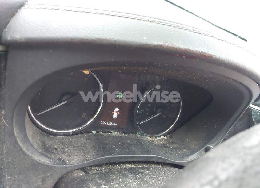 Photo 7 of 2018 Mitsubishi Outlander ES (VIN JA4AZ3A31JZ062521)